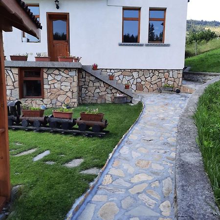 Вила Здравец Yagodina Exterior foto