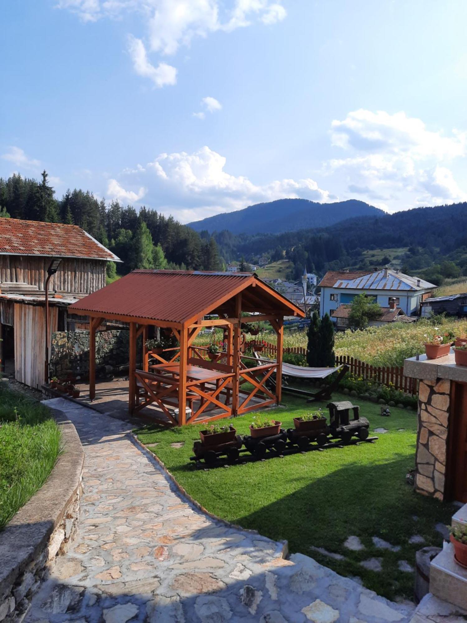 Вила Здравец Yagodina Exterior foto